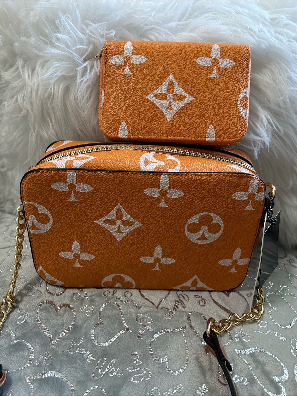 NWT Classic Fashion Monogram  Crossbody wi/Gold Chain & Matching Wallet, Orange
